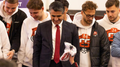 24 Erzincanspor yönetimi ve futbolcuları Ramazan ayı kapsamında düzenlenen “İftar