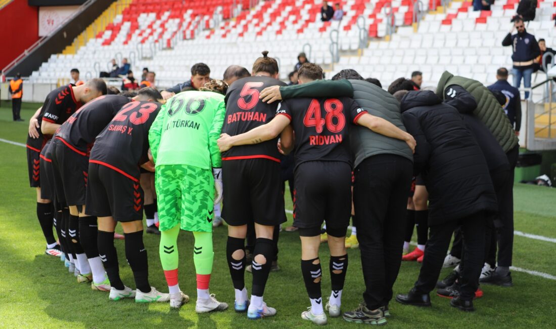  TFF 2. Lig Beyaz grupta mücadele eden 24 Erzincanspor, Yarın