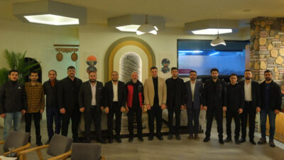 Genç MÜSİAD Erzincan Şubesi tarafından düzenlenen sahur programında üyeler ve