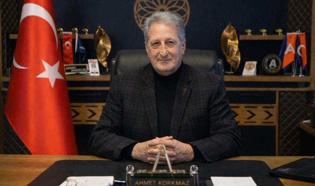 Ahmet Korkmaz, küresel gerilimlerin ekonomiye olumsuz yansıdığını belirterek artan vergiler