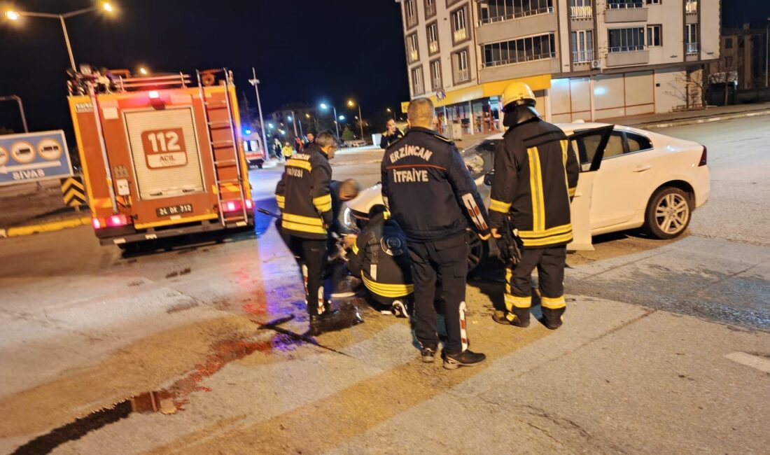 Haber: Muhammed Enes Sevilir&nbsp; Erzincan’da iki otomobilin kavşakta çarpışması sonucu