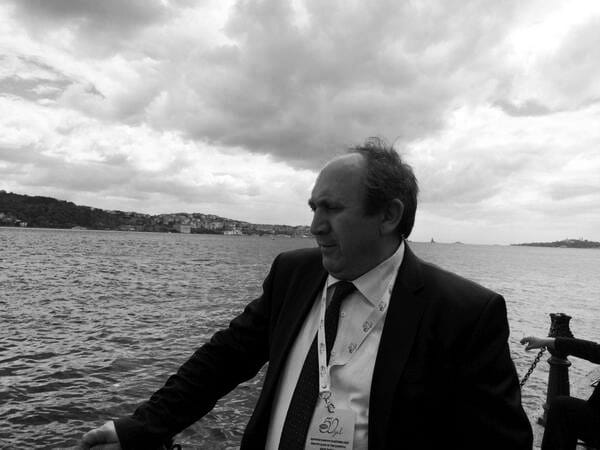 Gazetecilik mesleğinde uzun yıllar görev yapan ve Doğu Anadolu basınının