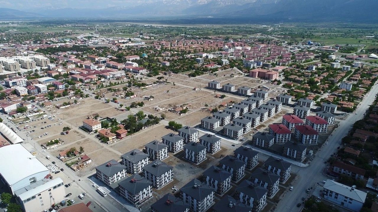 Erzincan’da konut satışları yılın ilk iki ayında sınırlı gerilerken, Yusuf