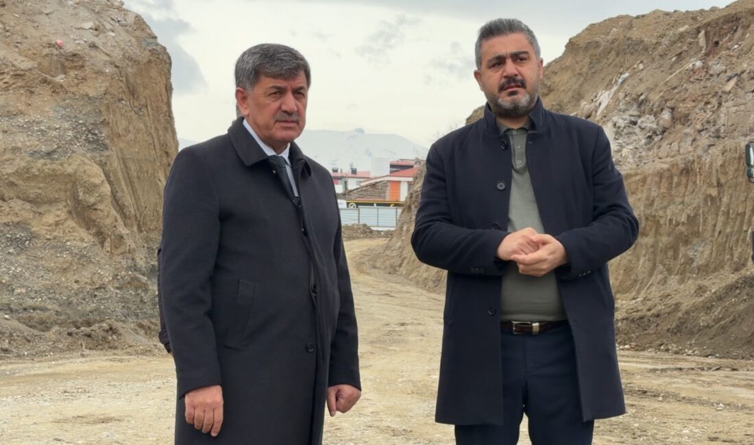 Haber: Muhammed Enes Sevilir&nbsp; Erzincan Belediye Başkanı Bekir Aksun, Merkez