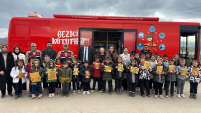 Haber: Muhammed Enes Sevilir&nbsp; Kütüphane Haftası etkinlikleri kapsamında Tercan ilçesine