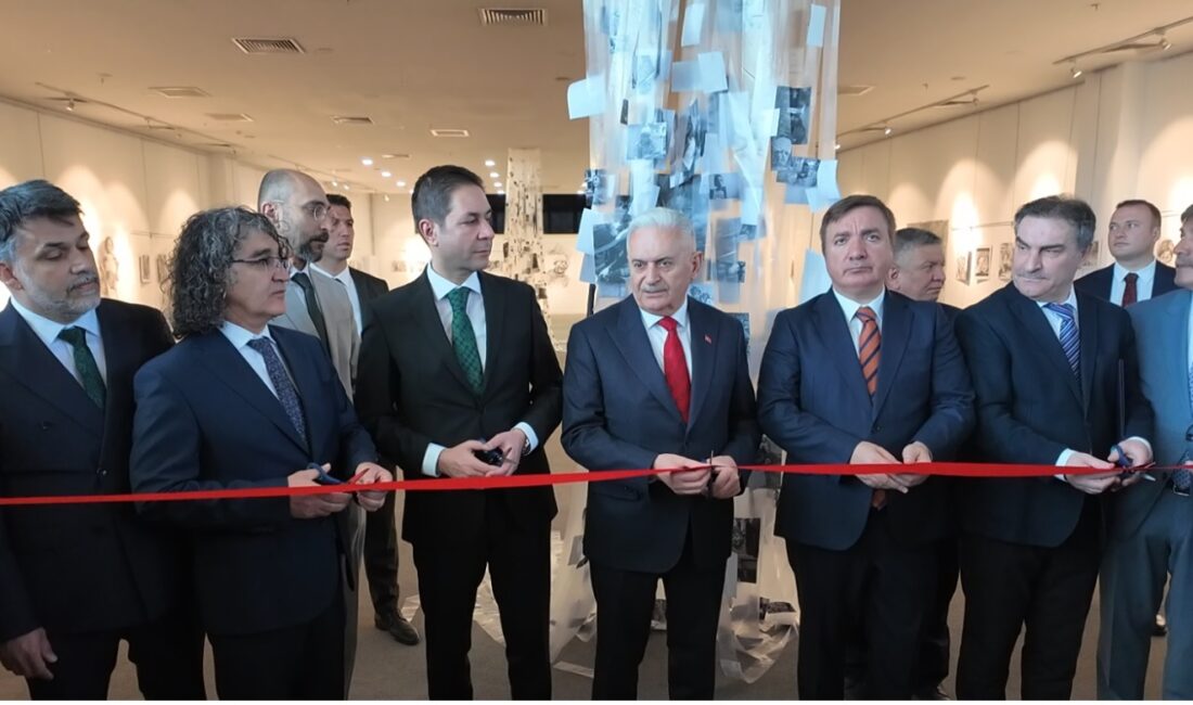 EBYÜ Güzel Sanatlar Fakültesi öğrencileri tarafından hazırlanan sergi, savaş ve