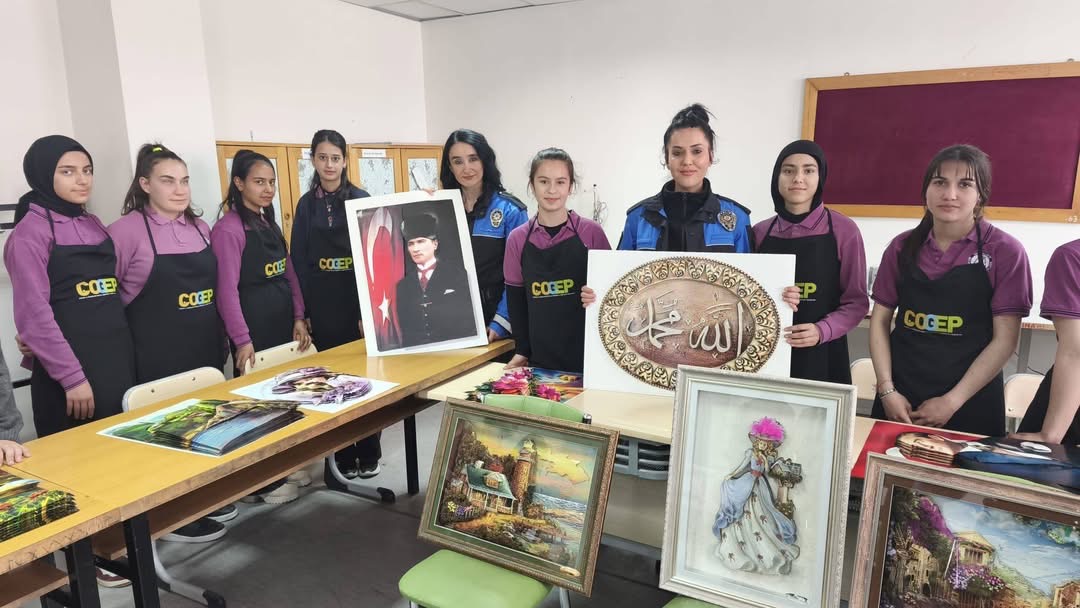 Haber: Muhammed Enes Sevilir&nbsp; Erzincan’da gençlerin sosyal ve mesleki gelişimlerini