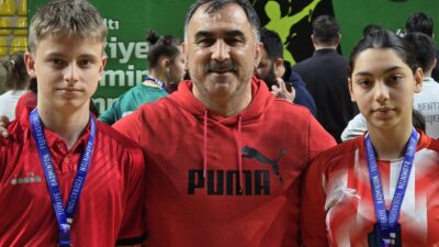 Haber: Muhammed Enes Sevilir&nbsp; Erzincanlı genç badmintoncular, Türkiye genelinde düzenlenen
