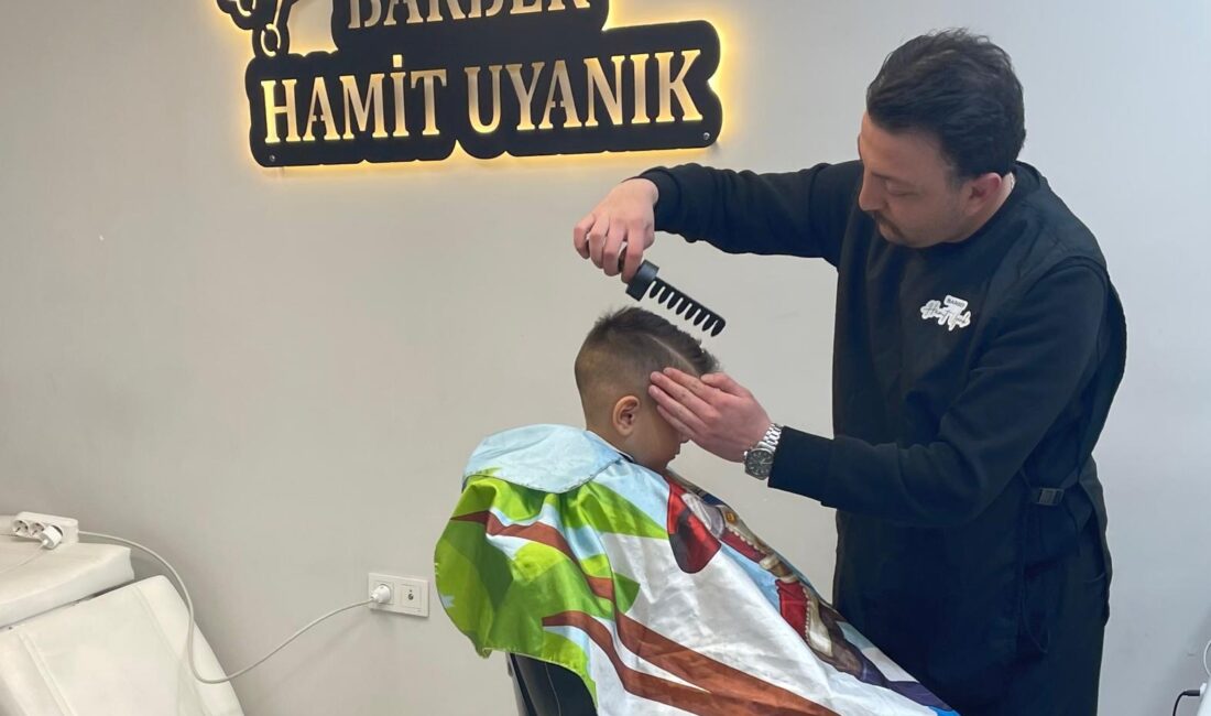 Haber: Muhammed Enes Sevilir&nbsp; Erzincan’da berberlik yapan Hamit Uyanık, 23