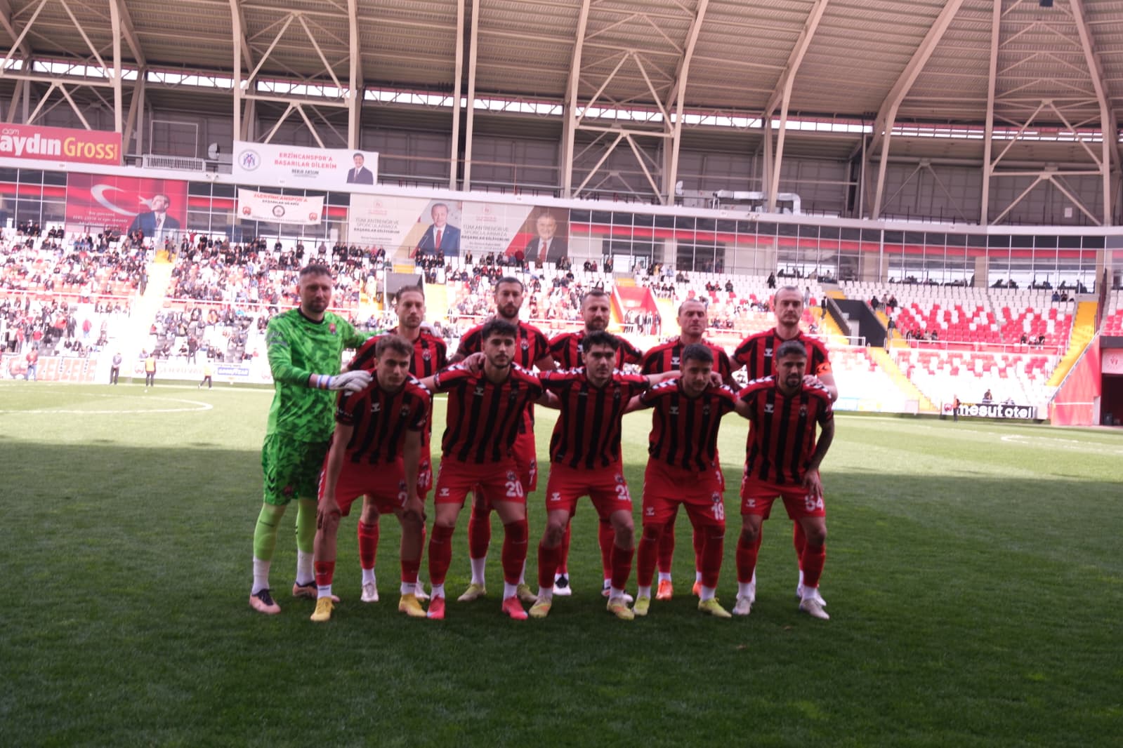 TFF 2. Lig Beyaz Grup’ta sezonun son haftasına girilirken, 24