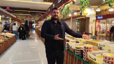 Erzincan’da &nbsp;AVM’de kurulan fuarda, 11 farklı ilden getirilen coğrafi işaretli