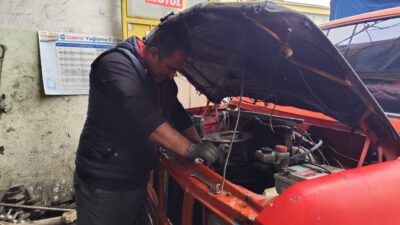 Oto &nbsp;Ustası Mehmet Keskin, araç bakımının zamanında yapılmaması halinde küçük