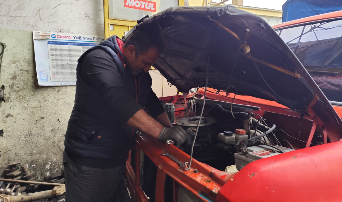 Oto &nbsp;Ustası Mehmet Keskin, araç bakımının zamanında yapılmaması halinde küçük