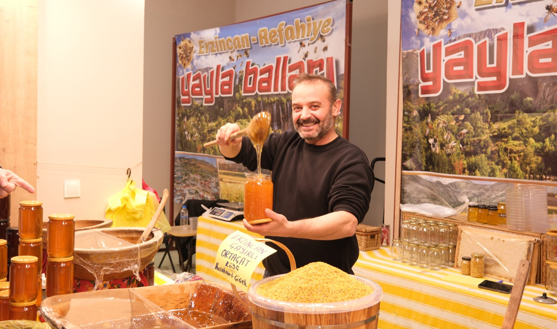 İstanbul Atatürk Havalimanı Millet Bahçesi’nde gerçekleştirilen Erzincan Tanıtım Günleri ziyaretçilerin