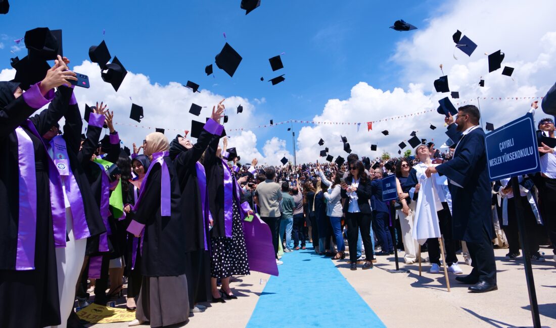 Haber: Muhammed Enes Sevilir&nbsp; Erzincan Binali Yıldırım Üniversitesi’nde 2025-2026 akademik
