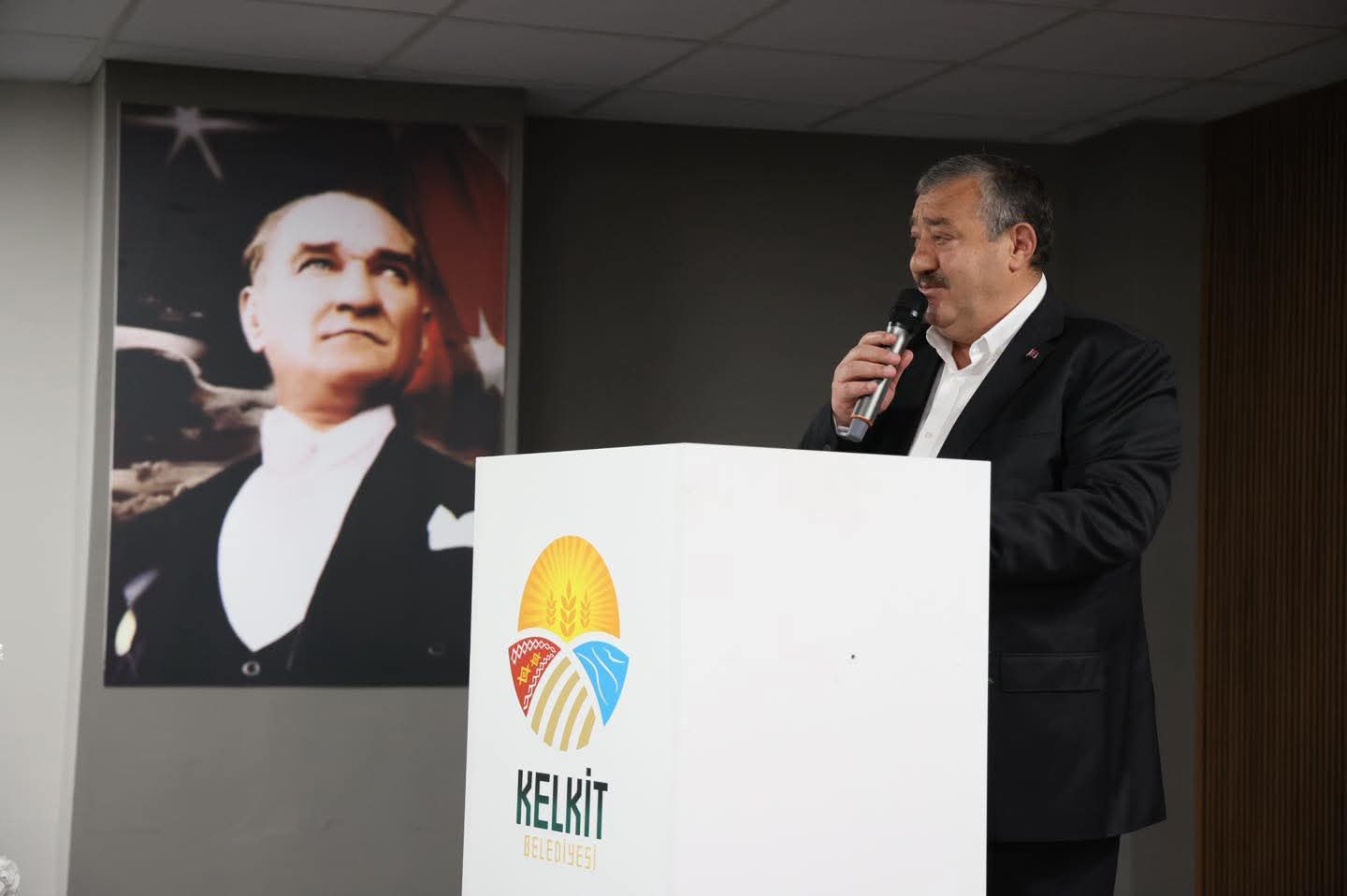 Kelkit Belediye Başkanı Ünal Yılmaz, son günlerde yürütülen eleştirilere sert