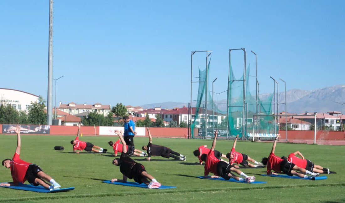 TFF 2. Lig Kırmızı Grup’ta 2026-2027 sezonuna hazırlanan Erzincanspor, sezonun