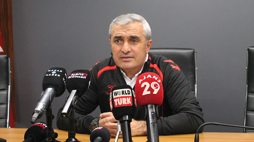 TFF 2. Lig Kırmızı Grup’ta mücadele eden Erzincanspor, sahasında Kırklarelispor’u