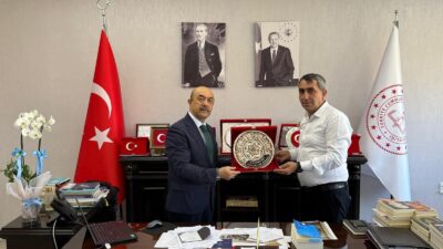 Erzincan Bakkallar ve Bayiler Odası Başkanı Celalettin Karakaş,&nbsp; İl Millî